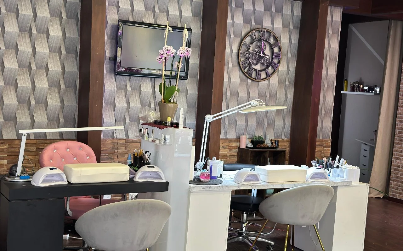 Behandlungsbereich bei Glow Essence Academy