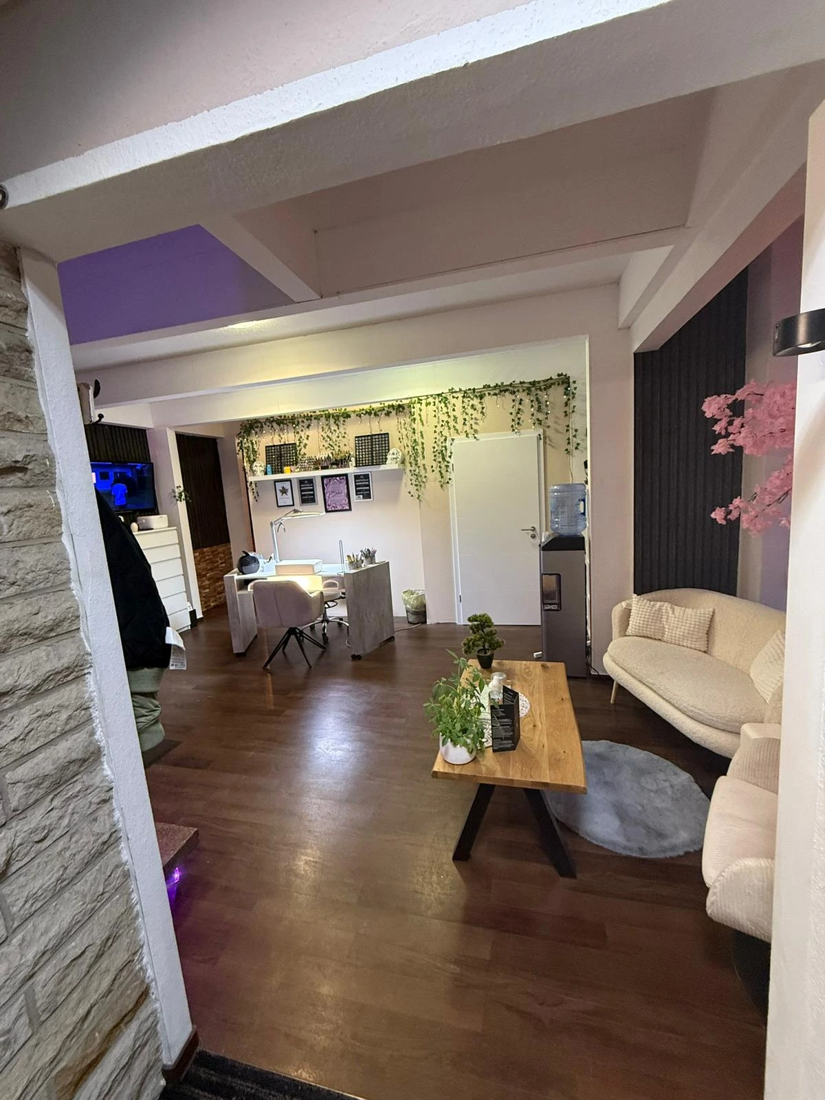 Salon Atmosphäre - Glow Essence Academy Reichenbach